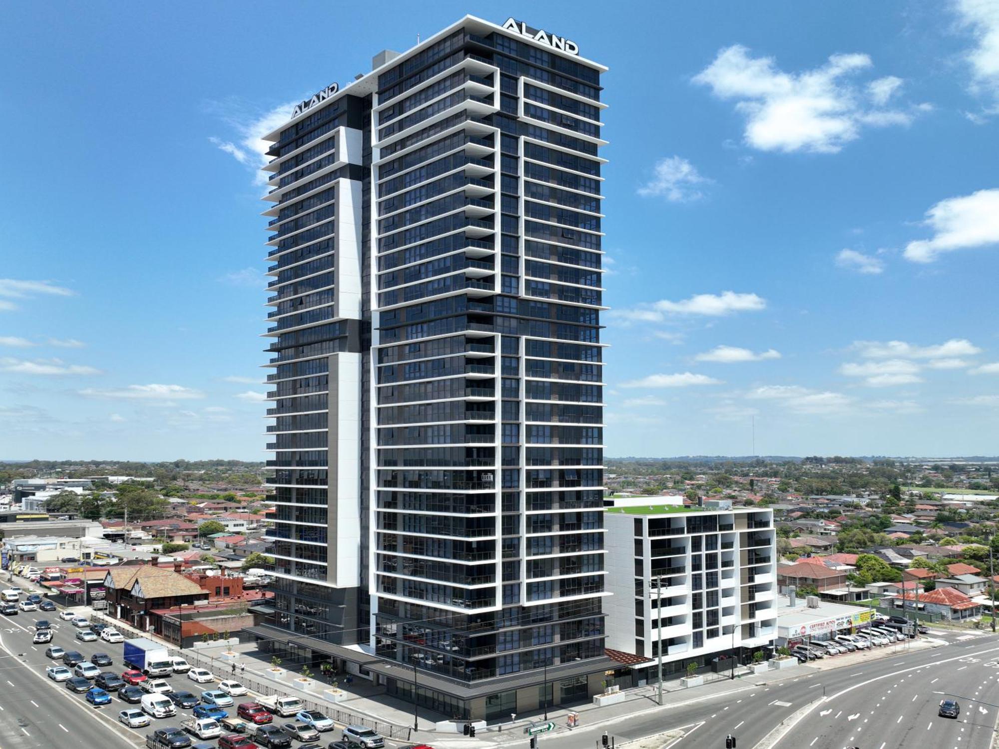 Liverpool Brand New 2 Bedroom Apt View & Parking Exterior photo
